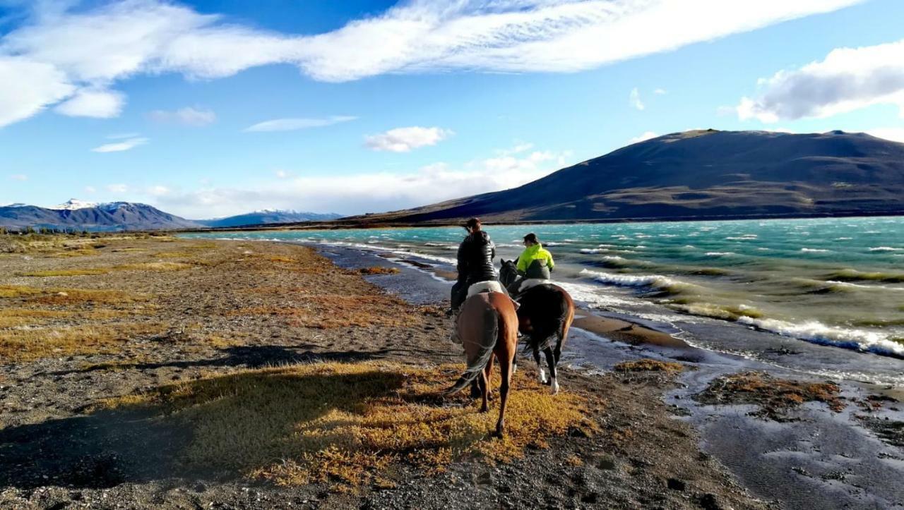 Hostería El Galpón Del Glaciar El Calafate Exterior foto